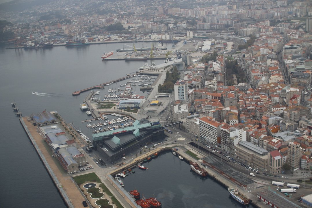 La industria es clave en la economía de Vigo y su aportación al PIB es superior a la media de Galicia.