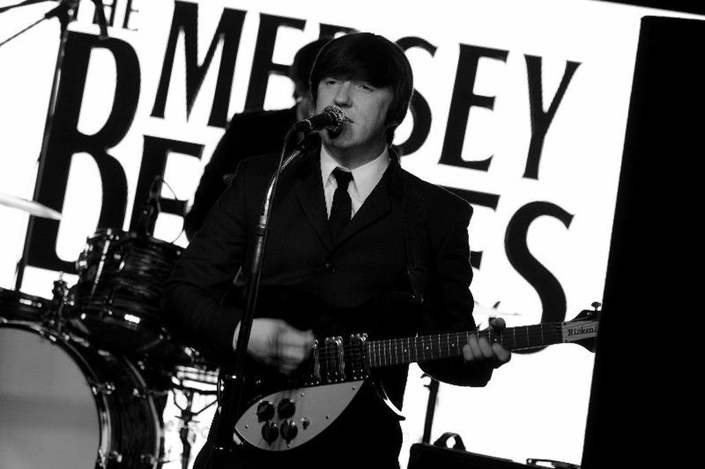 Mersey Beatles traen el sonido de Liverpool al Mar de Vigo
