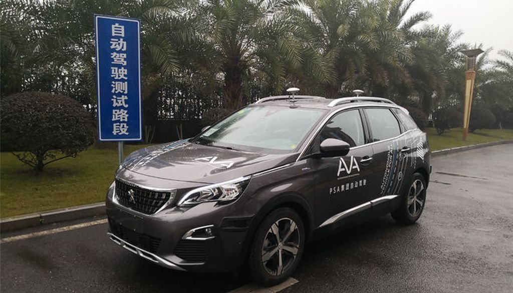 El coche autónomo fabricado en Vigo que realizará pruebas de conducción autónoma en China.