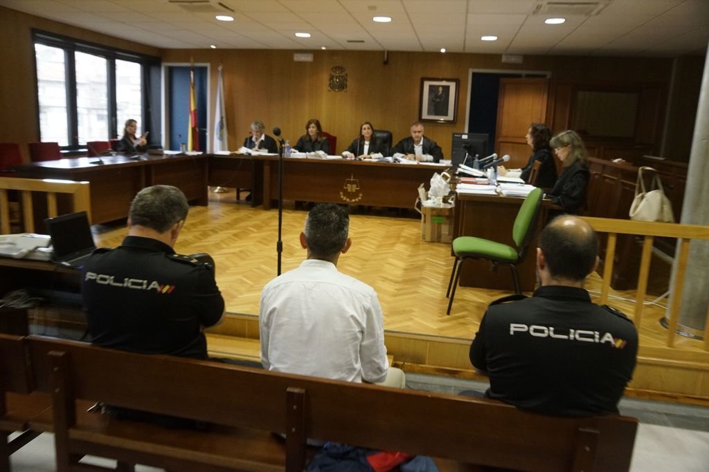 Durante el año pasado, la Audiencia en Vigo condenó a un entrenador a 18 años por abusos. El TSXG aumentó en 4 años la condena.