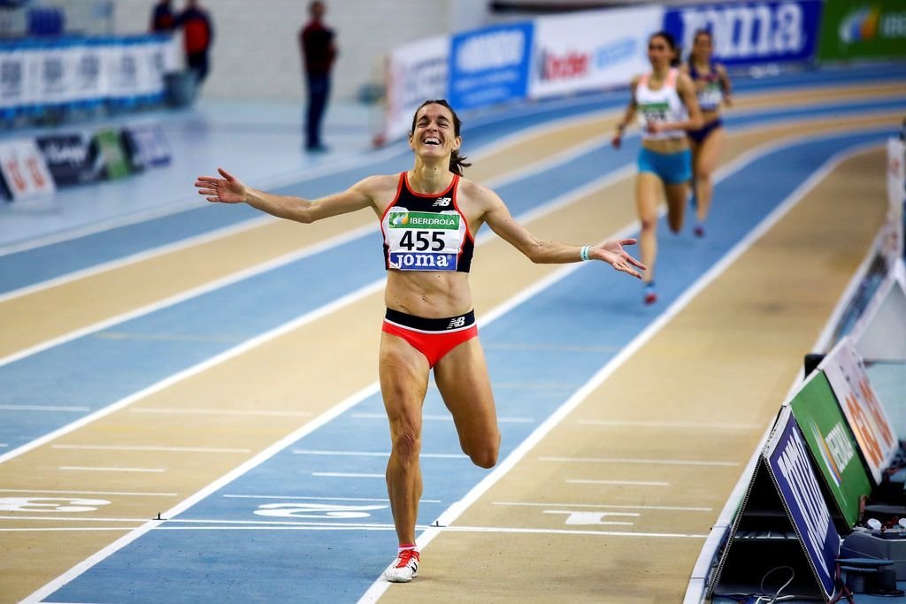 Esther Guerrero venció ayer en la final de los 1.500 metros femeninos, en la que Solange Pereira fue segunda.
