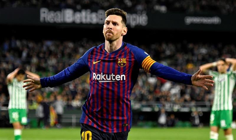 Leo Messi marcó tres goles ayer en la visita del Barcelona al estadio Benito Villamarín.