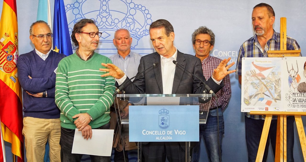 El alcalde presento los actos de la Reconquista // Vicente