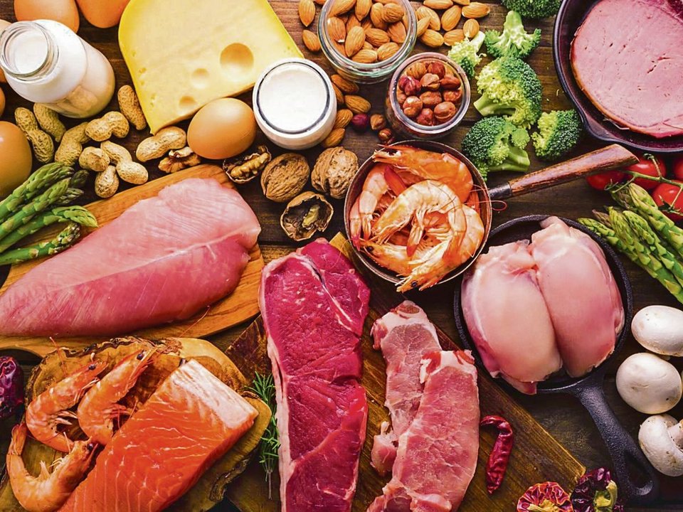 Se desconoce la cantidad de proteínas que es preciso consumir para mantener la salud metabólica.