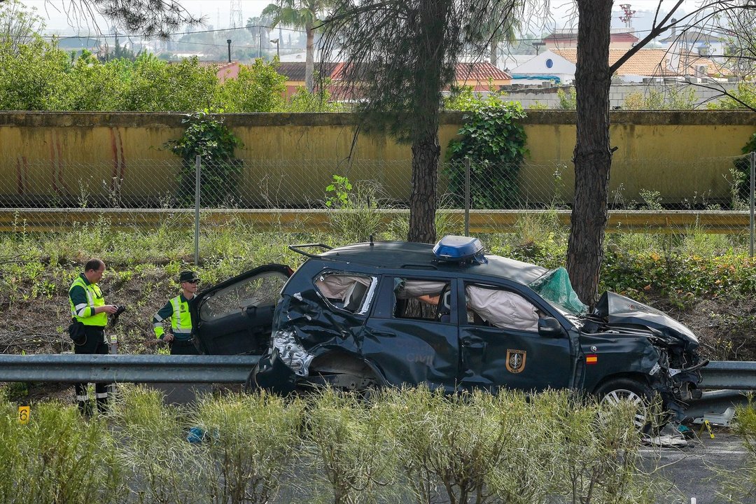 Imágenes del accidente producido hoy en Los Palacios Villafranca. // EP