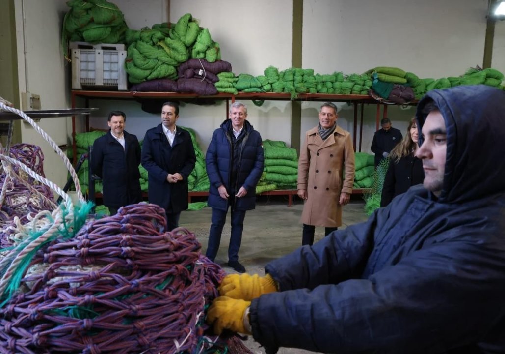La delegación gallega encabezada por Rueda visitó empresas del sector del mar en la Patagonia.