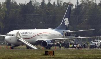 El secuestrador del avión de Aeroméxico hizo pasar por bombas dos latas de  refresco