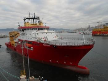 El 'Polar King', en la foto en el astillero vigués, servirá de apoyo a plataformas petrolíferas. 