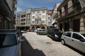 El centro urbano de la antigua villa de Bouzas, con sus calles singulares y un estilo de vida mucho más sosegado.