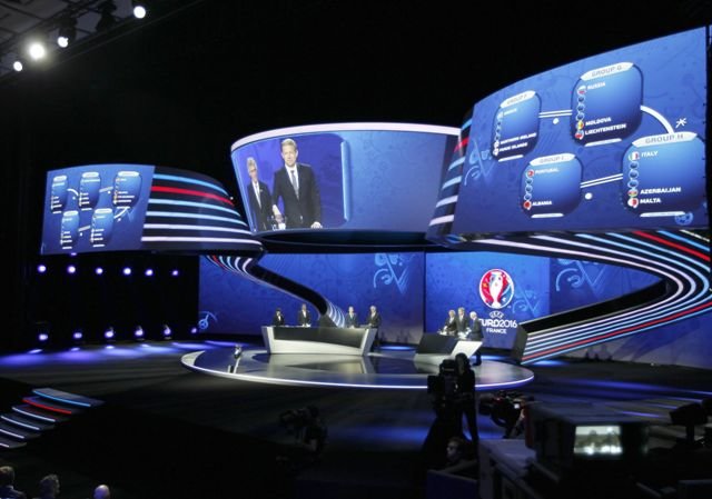 Niza acogió el sorteo de la fase previa de la Eurocopa de Francia 2016.