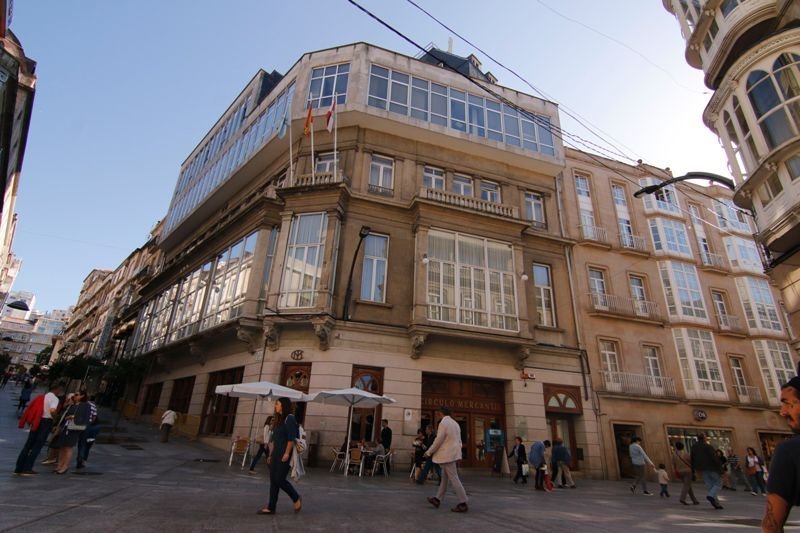 Edificio central del Círculo Mercantil e Industrial de Vigo.