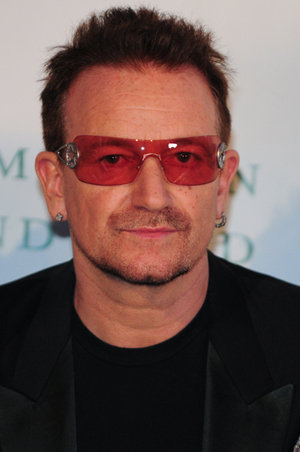 Bono revela que sus gafas oscuras deben a que sufre glaucoma
