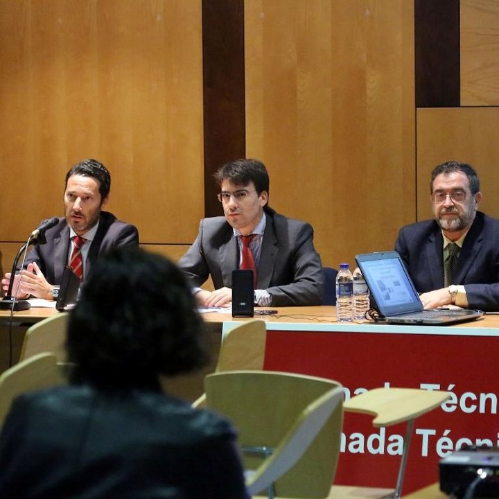 David Sobral (centro) y los ponentes de la Jornada