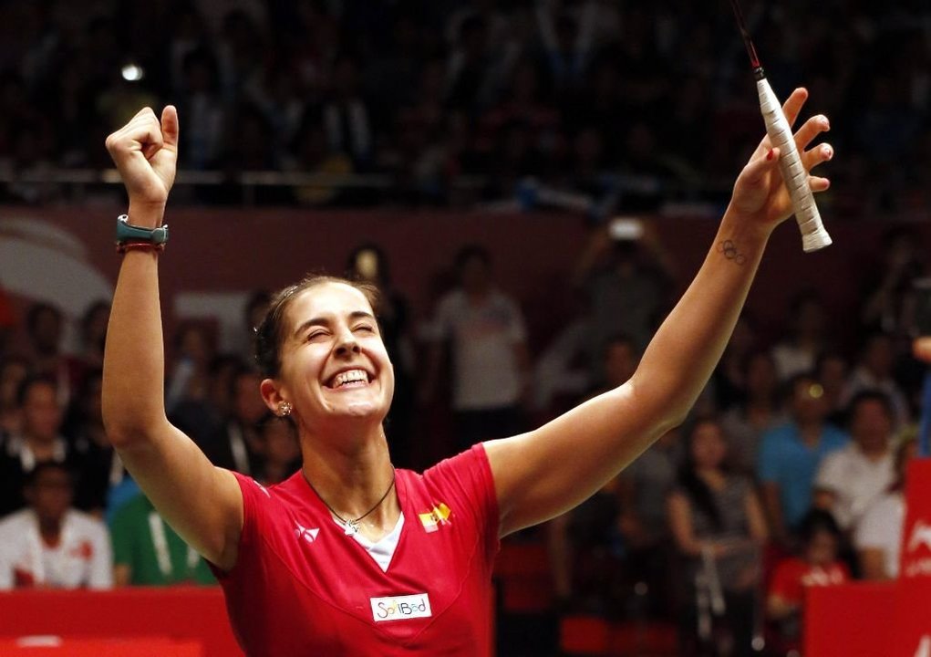 Carolina Marín celebra su victoria en la final del Campeonato del Mundo, celebrada en Yakarta.