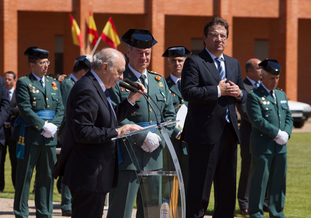 El ministro del Interior en funciones, Jorge Fernández Díaz, en la Escuela de Tráfico de la Guardia Civil.