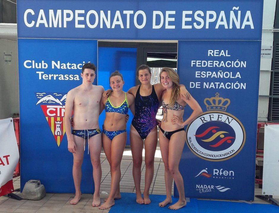 Los cuatro nadadores del Náutico en el Nacional de Terrassa.