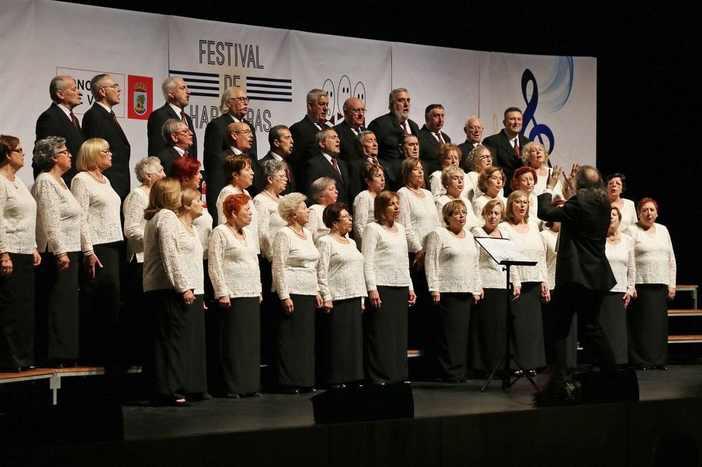 El Auditorio Mar de Vigo acogió el primer concierto de habaneras de “Ao son das illas Cíes”.