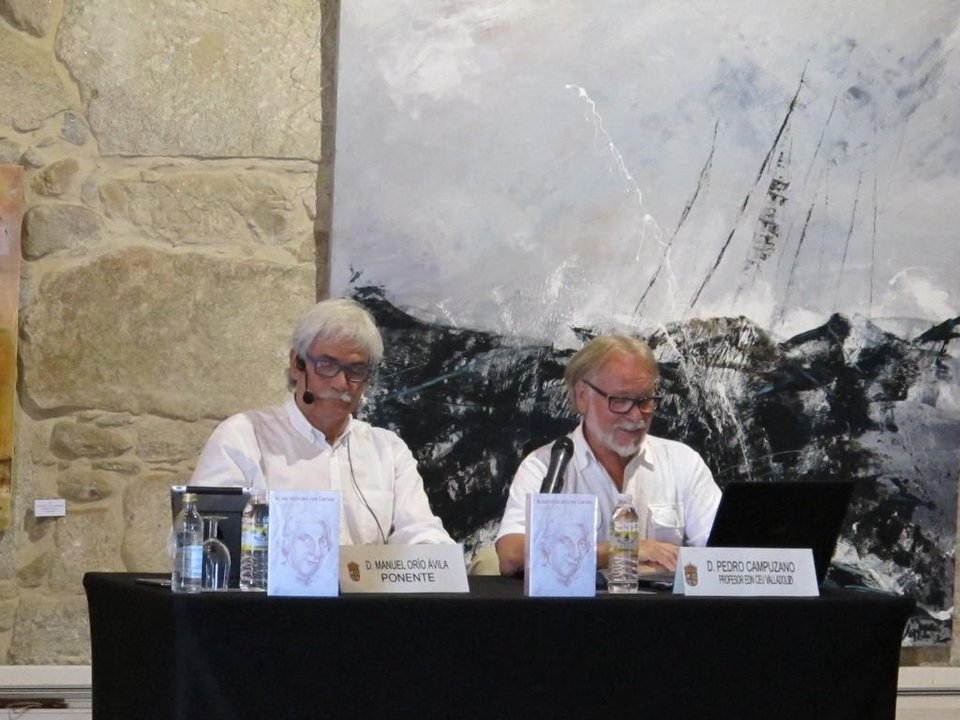 Manuel Orío y Pedro Campuzano durante la ponencia en Baiona.