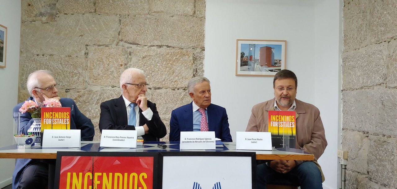 José Antonio Veiga, Francisco Díaz-Fierros, Francisco Rodríguez y Juan Picos, ayer.