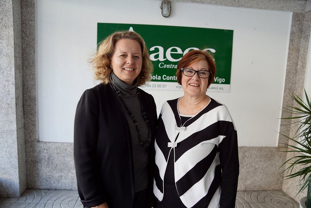 Isabel Martínez-Noriega y la presidenta provincial, Josefa Crespo.
