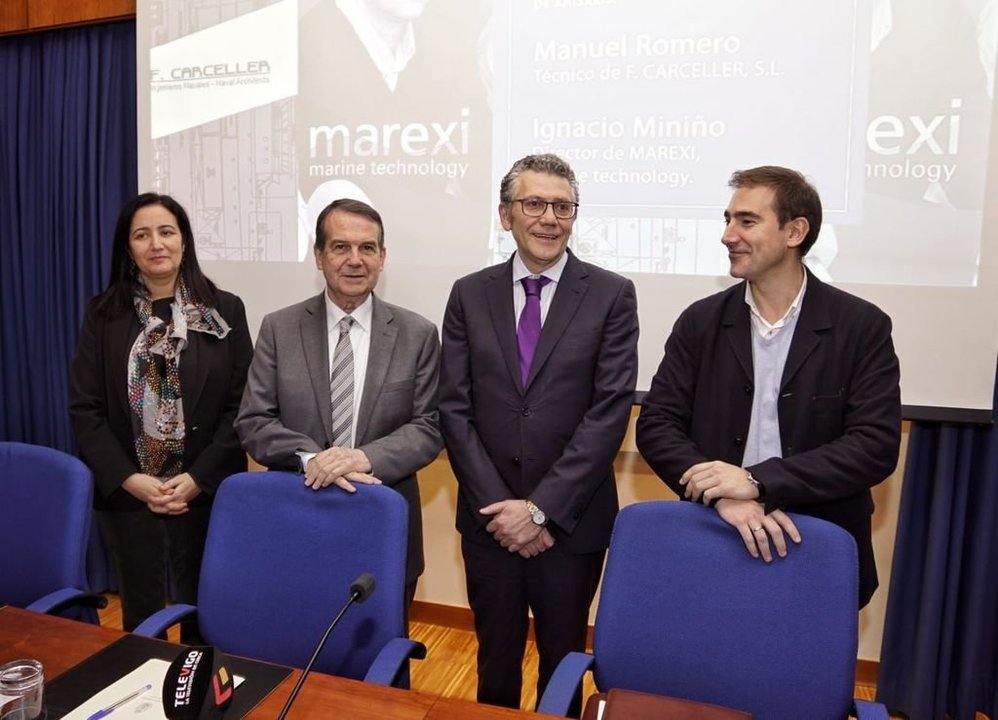 Dolores Rois, Abel Caballero, Javier Touza y Javier Remiro, ayer en la sede de ARVI.