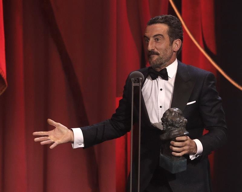 El actor Luis Zahera recibe el Goya al Mejor Actor de Reparto