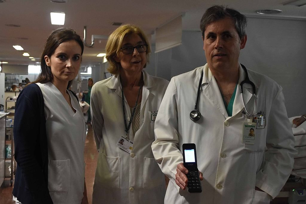 Carmen Pazos (Enfermería), Maria Antonia Muñoz (Directora de Calidad) y Marcial Rey (UCI).
