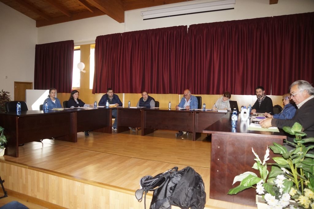 El acuerdo sobre polígono de Amoedo fue  aprobado en pleno por los concejales de la oposición.