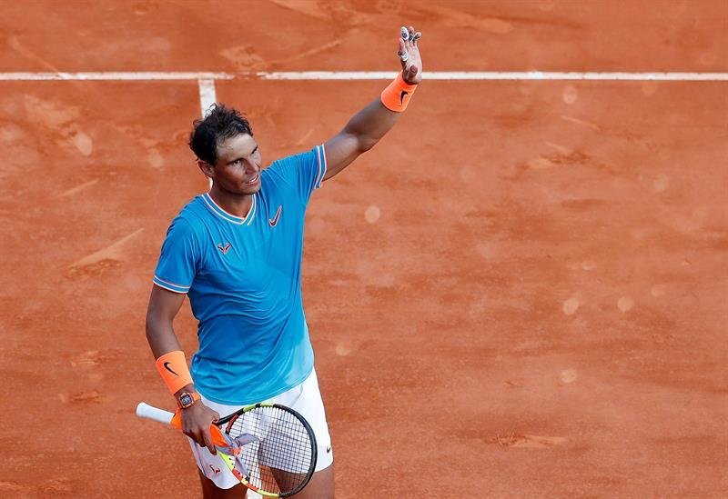 El tenista español Rafael Nadal celebra su victoria ante el argentino Guido Pella