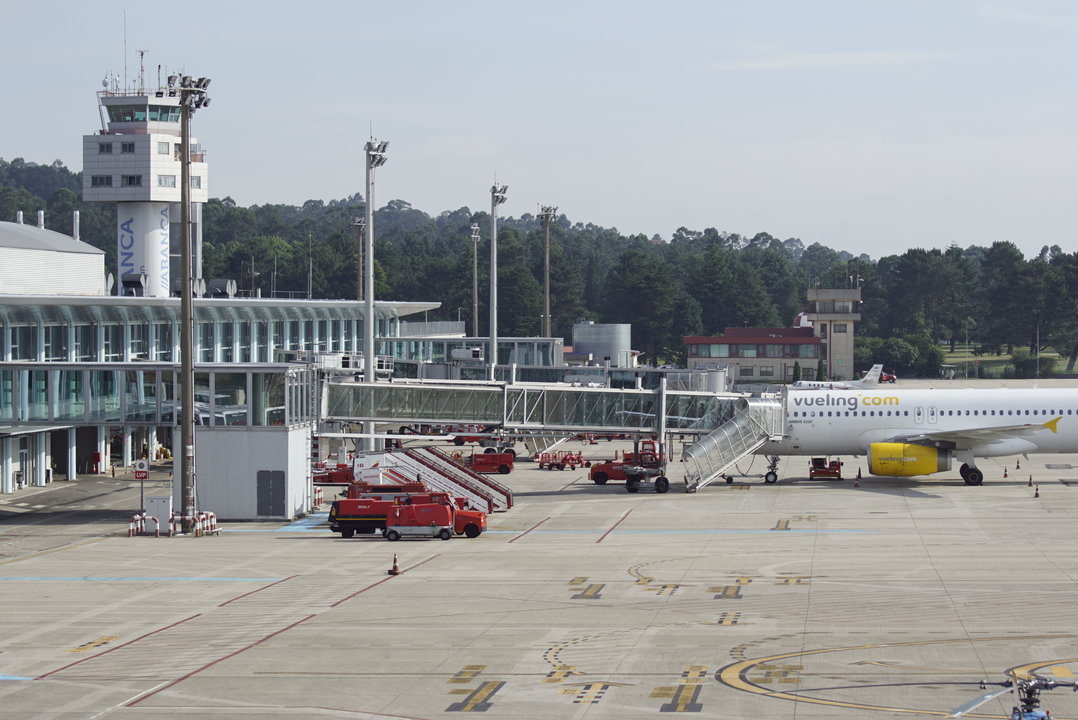 El aeropuerto de Peinador será escenario de una carrera popular.