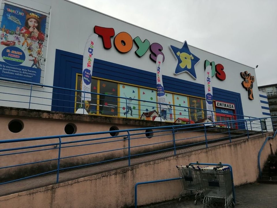 Instalaciones que la tienda de juguetes tiene en la calle Jacinto Benavente.