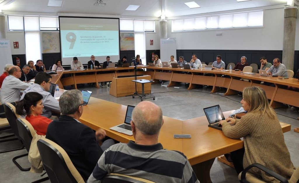El Consejo de Gobierno de la Universidad celebró ayer una sesión ordinaria en Vigo.