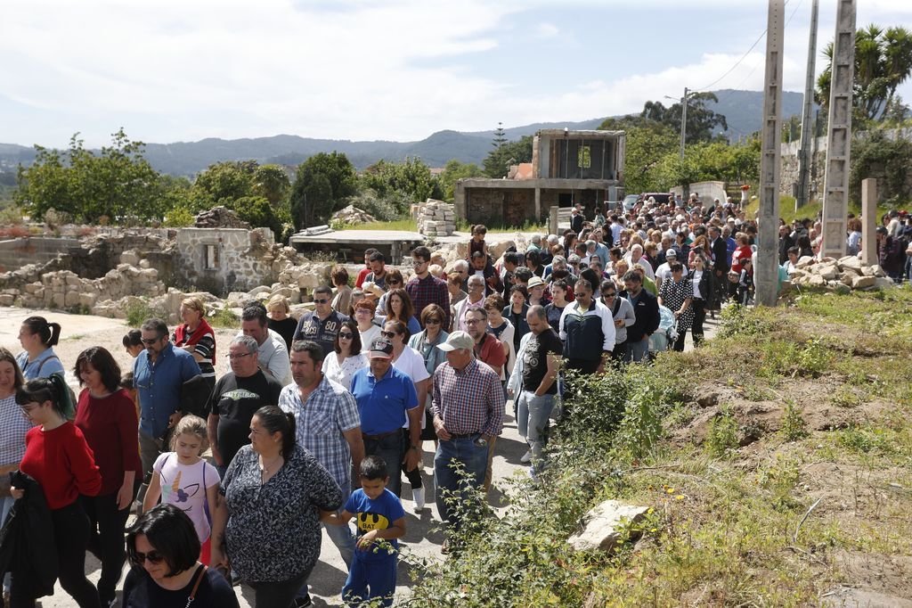 Numerosos vecinos asistieron al acto homenaje en Zona Cero  que un año después de la trágica explosión inicia la recuperación.