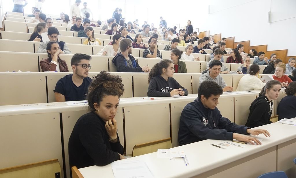 Los alumnos comenzaron los exámenes de Selectividad también el 12 de junio el año pasado. En la imagen, un aula en la Facultad de Económicas.