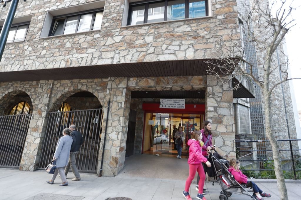El centro de salud de Pintor Colmeiro es uno de los que forman a residentes de Pediatría.