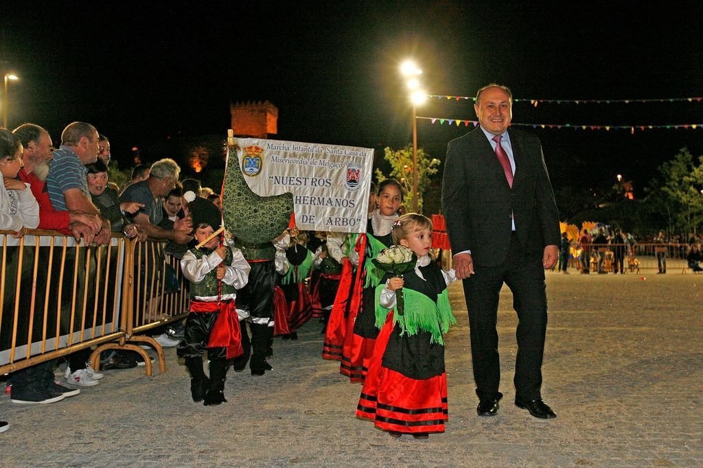 El alcalde de Arbo, Horacio Gil, durante la fiesta en la vecina villa de Melgaço.