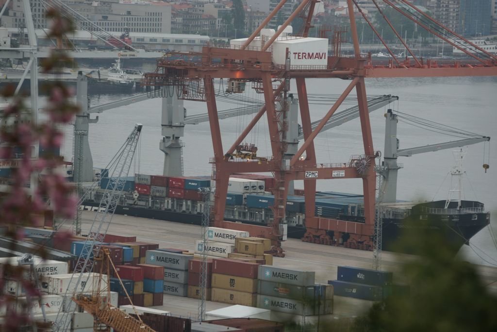La terminal de contenedores de Vigo seguirá en Guixar.