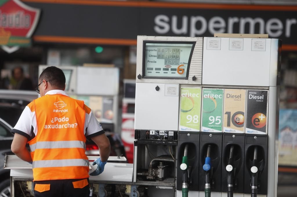 Los precios de los carburantes en Vigo están entre los valores más altos de España.