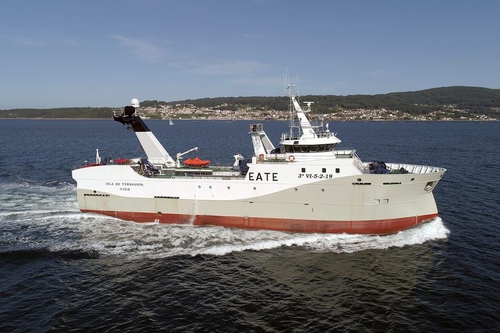 El buque arrastrero &#34;Isla de Terranova&#34;, un buque congelador, fue entregado esta semana.