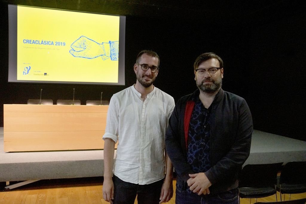 Manuel Martínez y Juan Rivas presentaron el concurso CreaClásica.