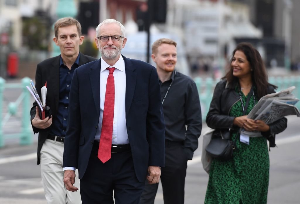 Corbyn, a su llega al congreso laborista, en Brighton.
