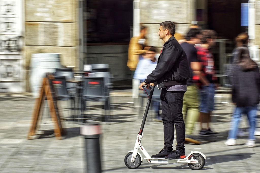 Los patinetes eléctricos, cada vez más frecuentes en las calles de Vigo.