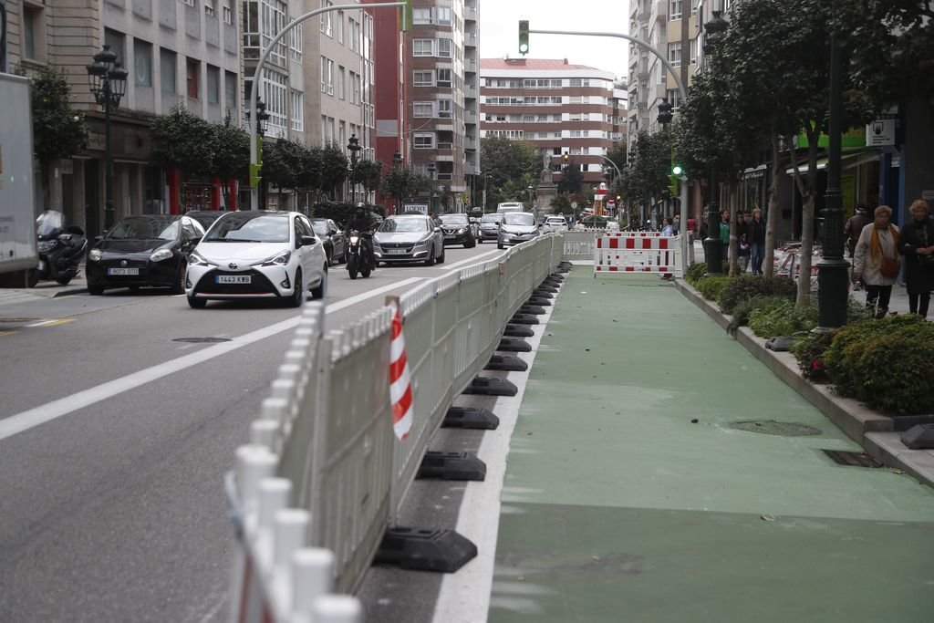 Las obras del carril bici en Camelias están a punto de concluir.