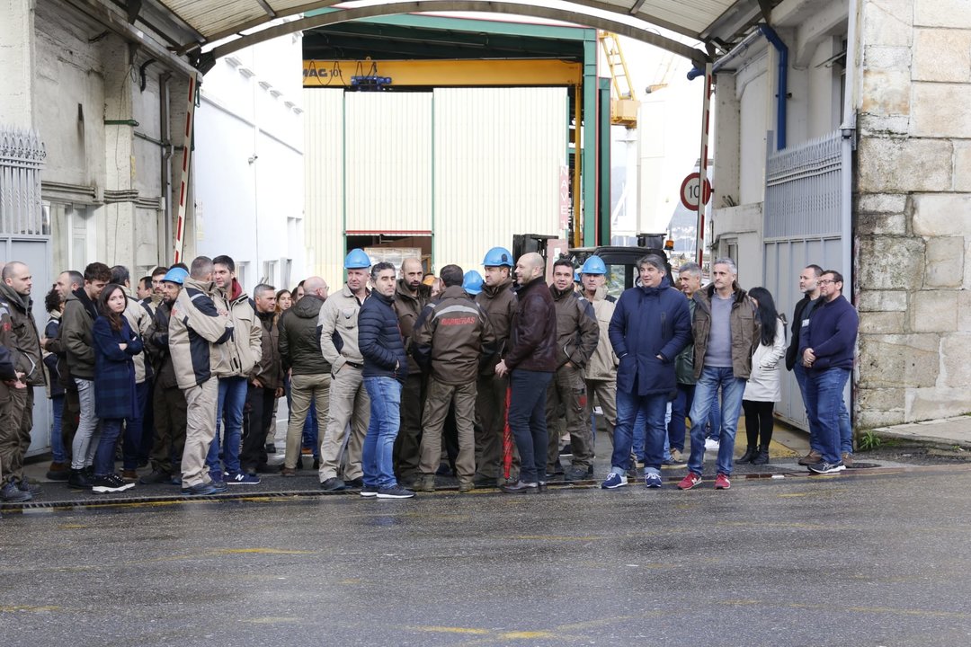 Los trabajadores del astillero a las puertas de Barreras