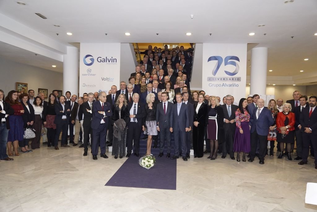 Cerca de 300 personas, ayer en el Círculo de Empresarios en el 75 aniversario del Gruipo Alvariño.