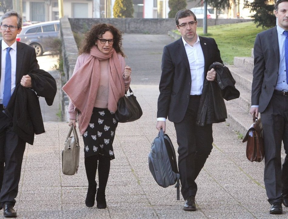 Carolina González-Criado y Félix Rubial, llegando a los juzgados de Santiago, en una imagen de 2017.