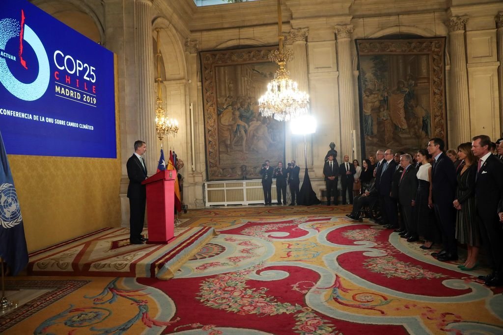 Felipe VI durante la recepción a las autoridades existentes a la cumbre del clima de Madrid.Felipe VI durante la recepción a las autoridades existentes a la cumbre del clima de Madrid.