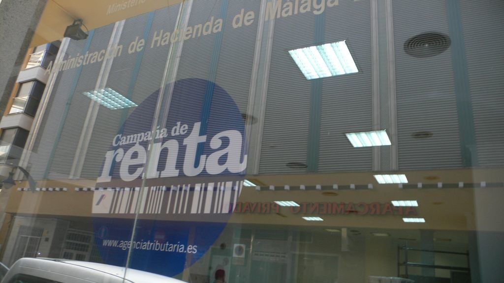 Los españoles no quieren que se rebajen los impuestos si se merma la calidad de los servicios.