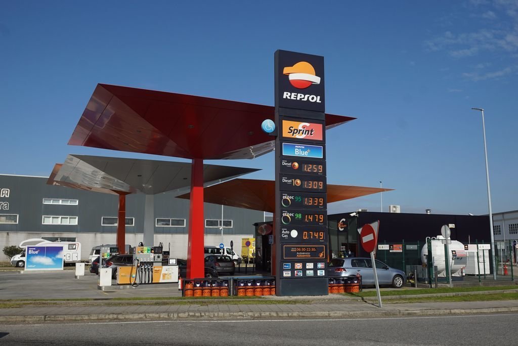 Los precios de combustibles en Vigo están entre los más altos de España.
