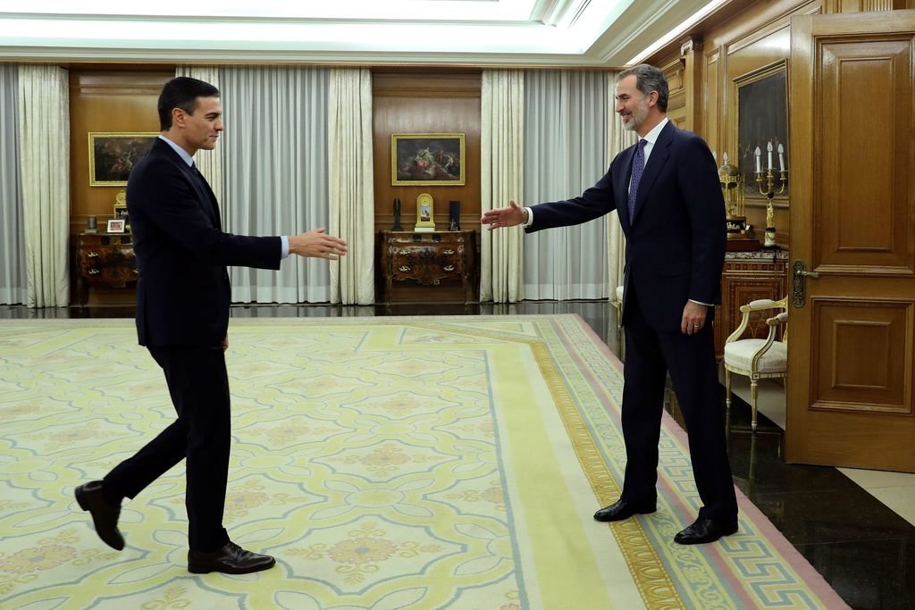 Felipe VI recibe a Pero Sánchez en la ronda de consultas